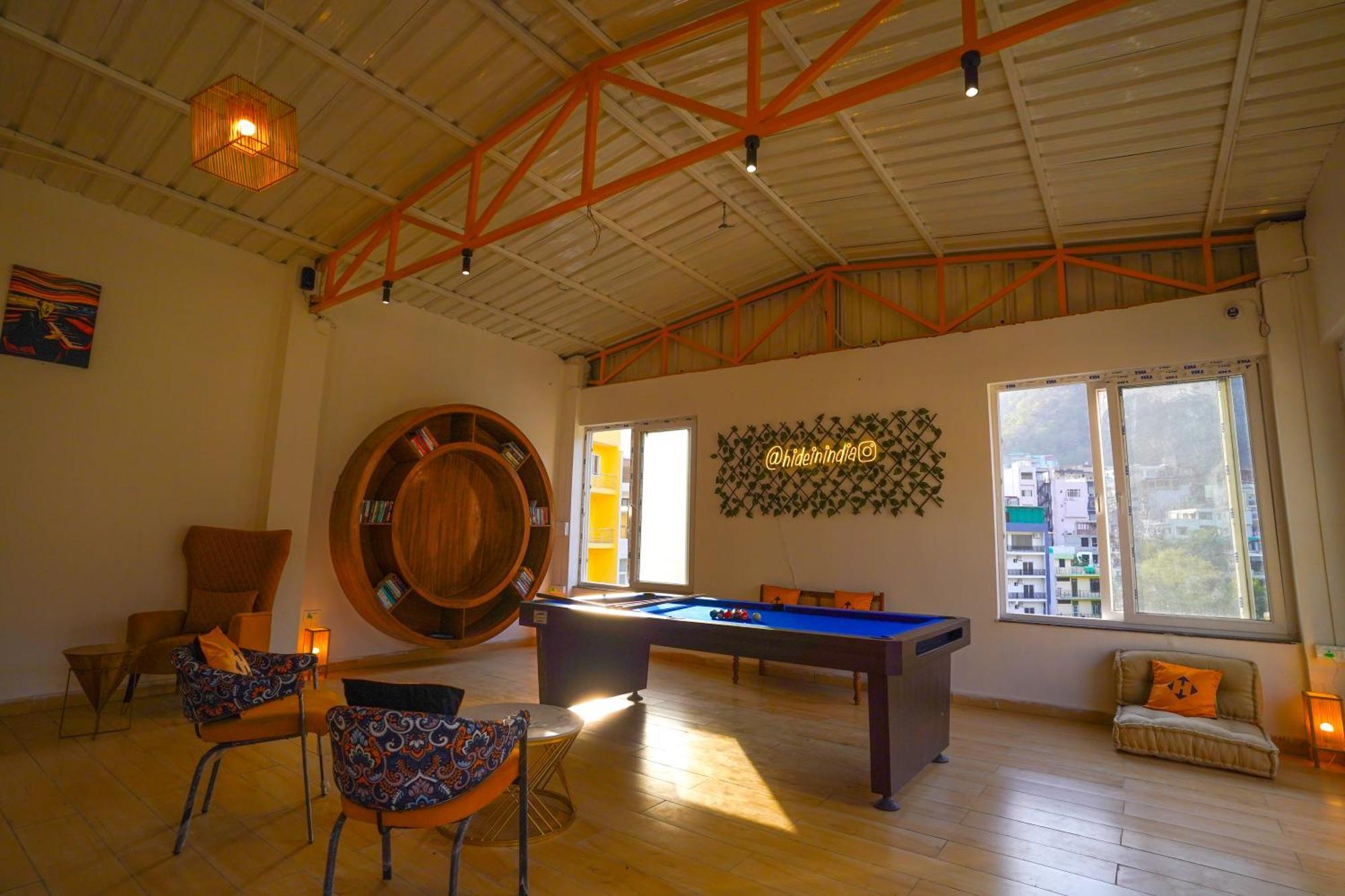 Hide-In Rishikesh, Laxman Jhula Hostel Εξωτερικό φωτογραφία