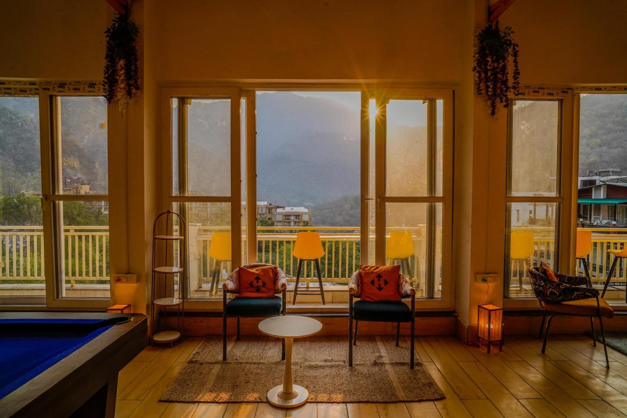 Hide-In Rishikesh, Laxman Jhula Hostel Εξωτερικό φωτογραφία